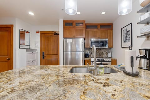 Eagle Springs Mountain Retreat Apartment in Wasatch County