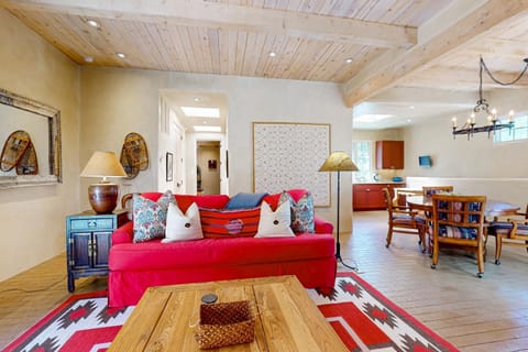 Santa Fe Style Apartment in Santa Fe