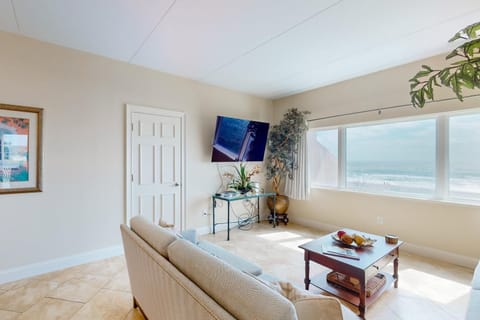 226 Sandcastles King Suite Apartment in Amelia Island