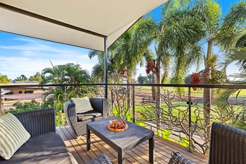 Tropical Paradise Suite with private Kitchen Bath and Laundry Bed and Breakfast in Darwin