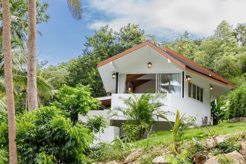 Property building, Day, Garden, Garden view