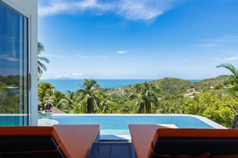 Pool view, Sea view, Swimming pool, sunbed