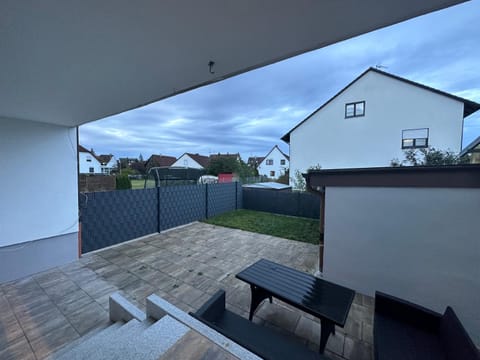 Garden, Balcony/Terrace, Seating area, Garden view