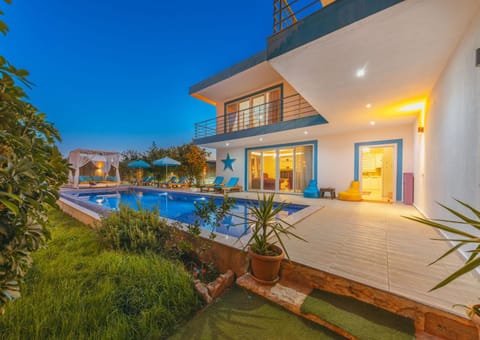 Doğa manzaralı korunaklı Villa Şura Villa in Kalkan Belediyesi