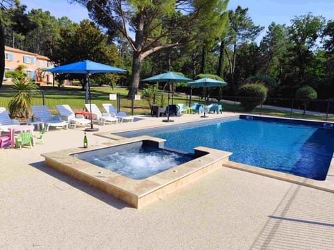 Hot Tub, Pool view