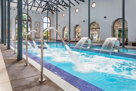 Spa and wellness centre/facilities, Swimming pool