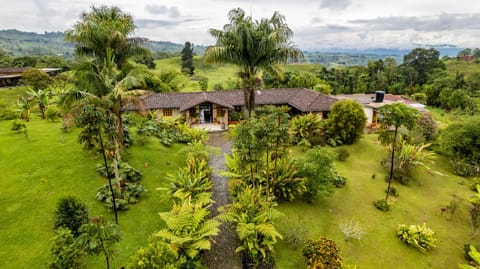 Property building, Day, Natural landscape, Bird's eye view, Garden, Garden view, Mountain view