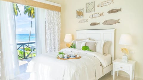 Bed, Bedroom, Sea view