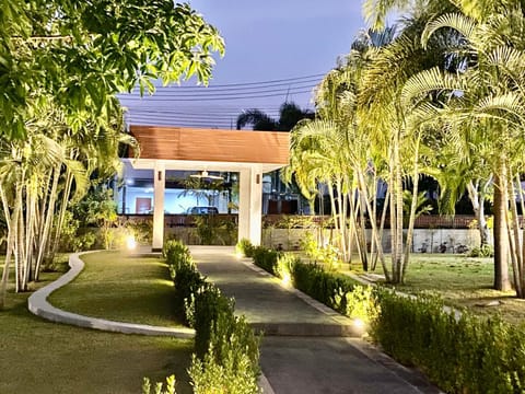 Ban Khun Tu Pool Villa Villa in Nong Kae