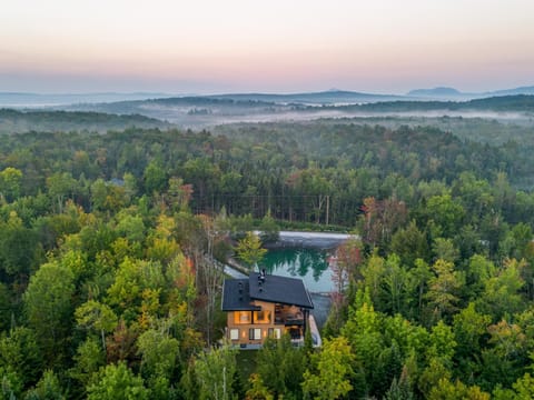 Chalet de prestige - Le Grizzly House in Magog