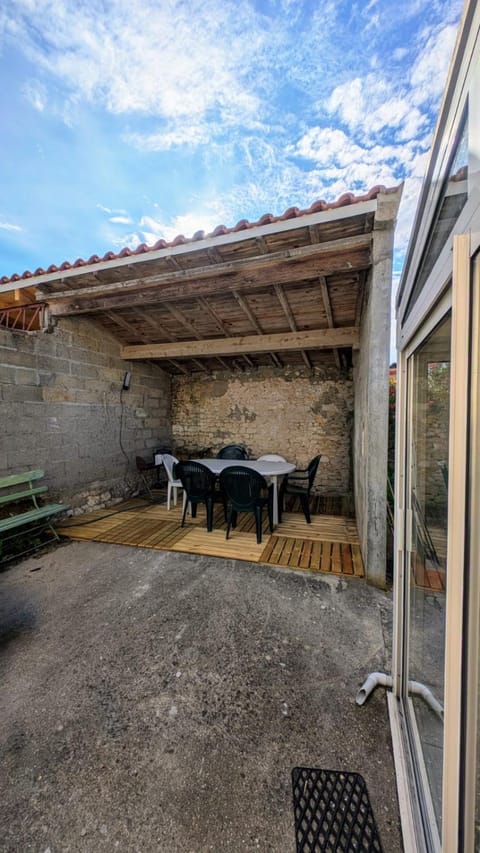 Maison de famille Meschers sur Gironde à 14 mn à pieds de la plage Villa in Meschers-sur-Gironde