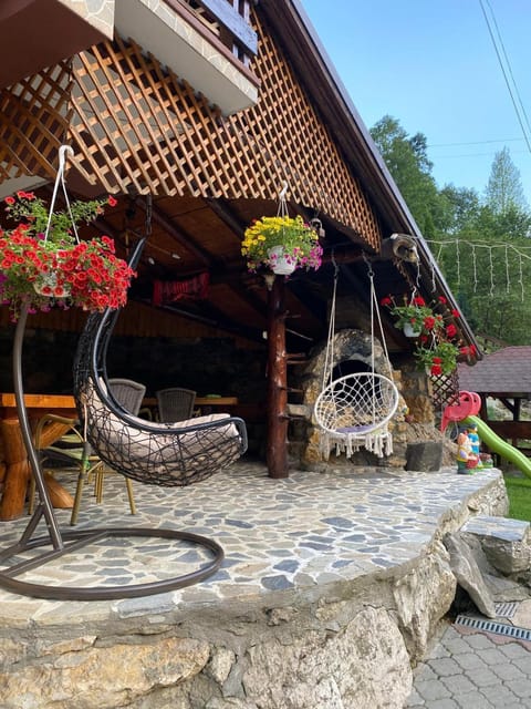 Pensiunea Denisa Preda Bed and Breakfast in Brașov County