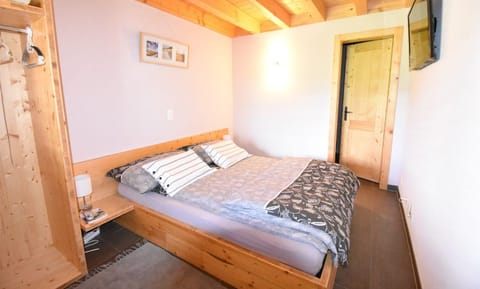 Chalet Tzarbonire Bed and Breakfast in Sierre