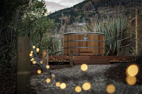 Natural landscape, Hot Tub, Mountain view