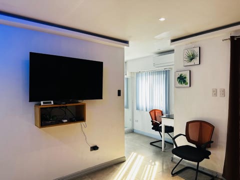 Communal lounge/ TV room, Living room