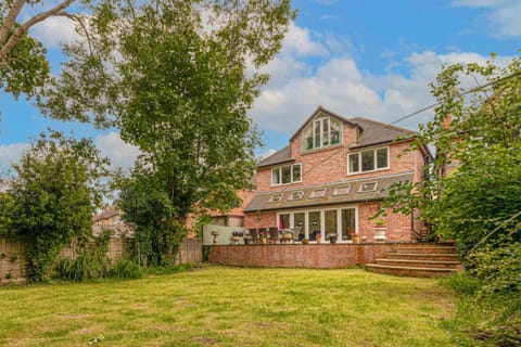 Property building, Garden view