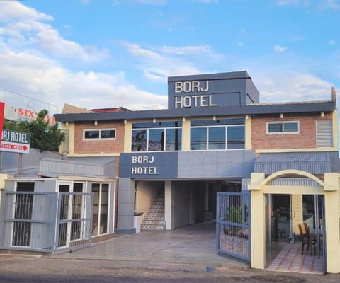 Property building, Facade/entrance