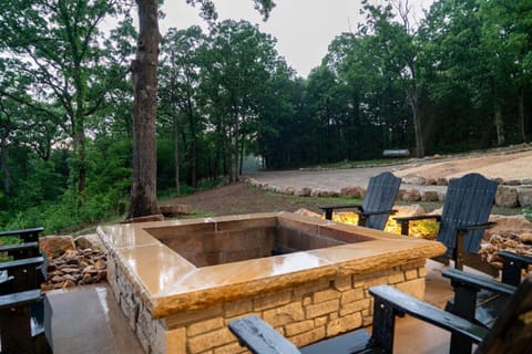 Bonnie n Clyde and Jesse James House in Hermann