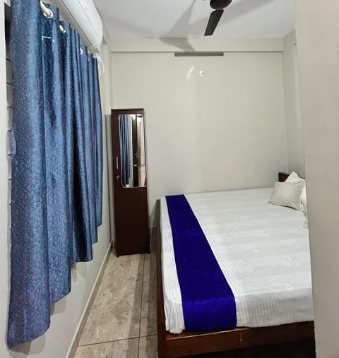 NR Heavenz Near Rajagiri Hospital Road Nalam mile Apartment in Kochi