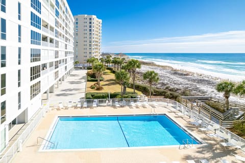 Oceania 204- by Holiday Isle Properties Apartment in Destin