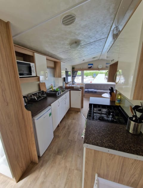 Stunning Sea viev 2 bed StaticCaravan in Clarach Bay 2021 model House in Tirymynach