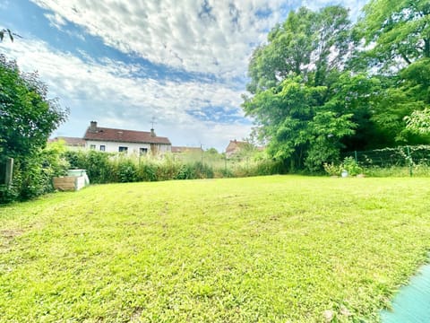 Garden, Garden view