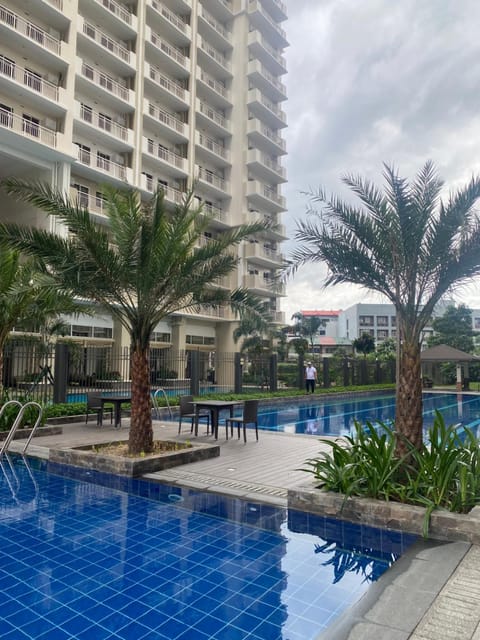 Brixton place near bgc Apartment hotel in Mandaluyong