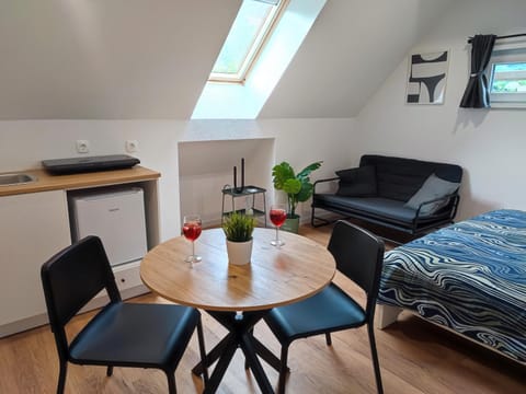 Living room, Photo of the whole room, Dining area