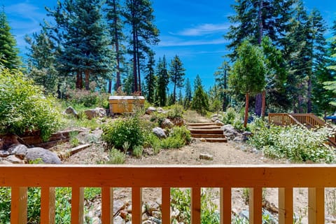 Kings Run Retreat Hotel in Tahoe Vista