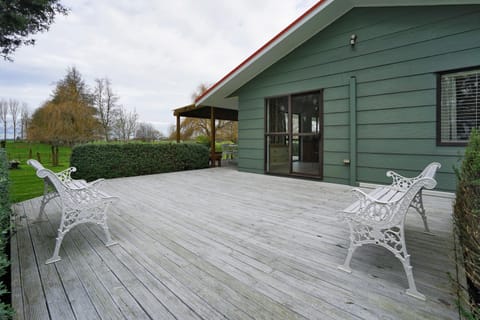 Property building, Patio, Seating area