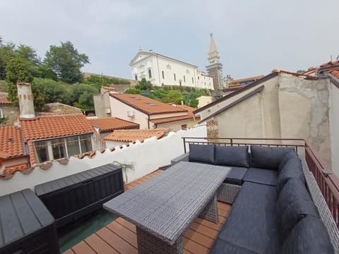 Patio, Day, Balcony/Terrace, Balcony/Terrace, Seating area