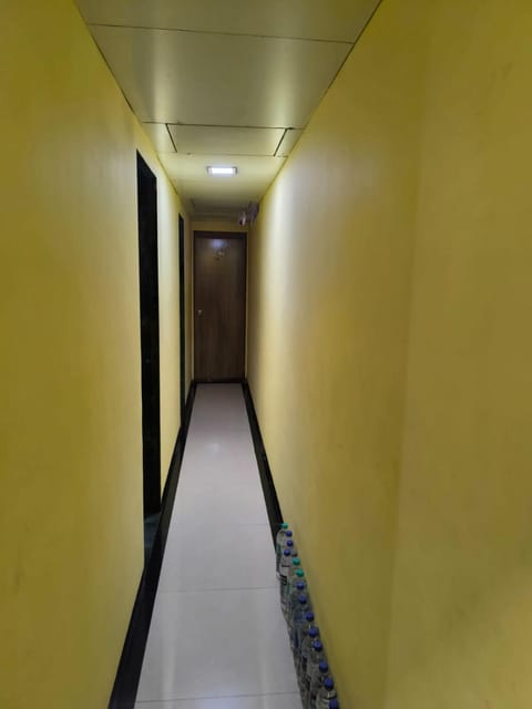 Heera Guest House Hotel in Mumbai