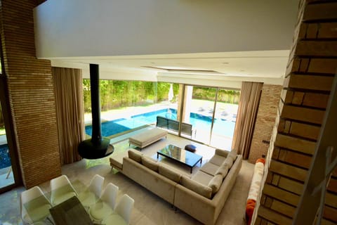 Living room, Pool view