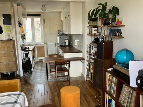 Appartement 35m2 Apartment in Aubervilliers