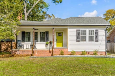 Lilly Pad At Park Circle House in North Charleston