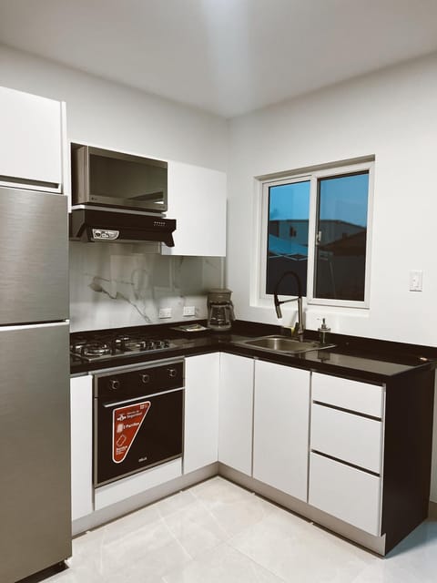 Kitchen or kitchenette, dishwasher, oven, pet friendly, stove