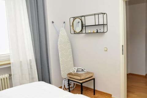 90qm Designerwohnung mit Küche und Jacuzzi in DO-City Apartment in Dortmund