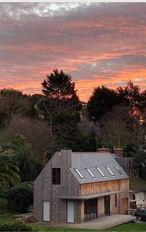 Property building, Natural landscape, Sunset