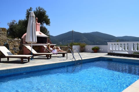 Villa Chrysalis Chalet in Skopelos