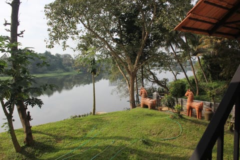 Garden, Garden view, Lake view, River view