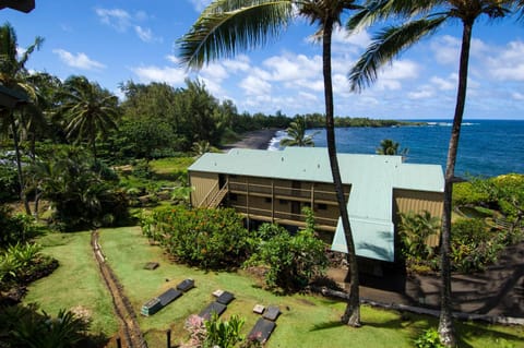 Property building, Natural landscape, Sea view