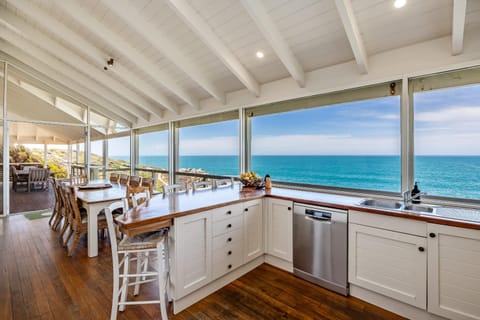 St Helens - Absolute Ocean Frontage - 1 The Strand Port Elliot- Linen Included Casa in Port Elliot