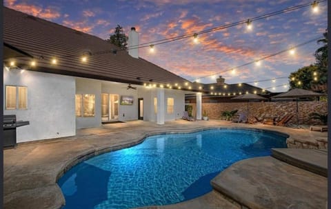 Patio, Pool view, Swimming pool