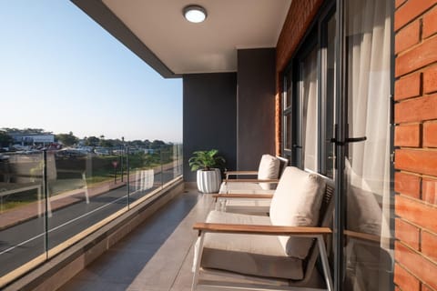 Summer Square Apartments Apartment in Umhlanga