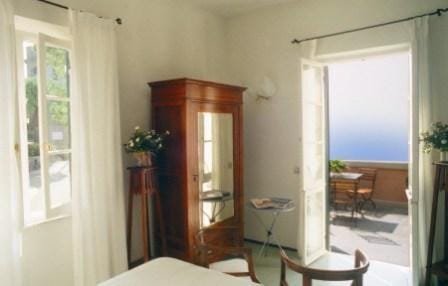 Photo of the whole room, Seating area, Sea view