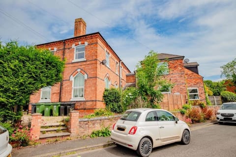 Property building, Neighbourhood, Street view