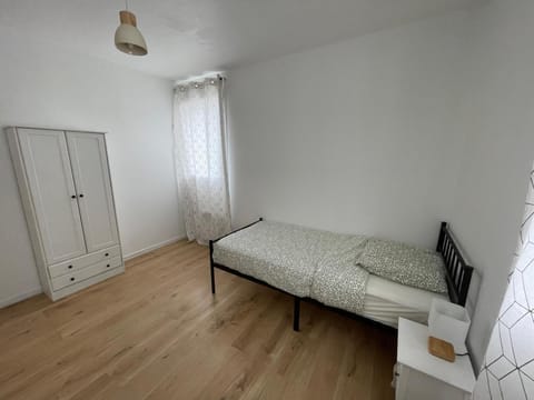 Jolie chambre proche de paris et sa périphérie Location de vacances in Aubervilliers