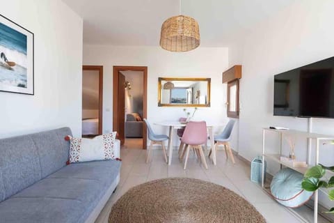 Surf Paradise Loft, a due passi dal Poetto Apartment in Cagliari