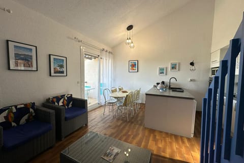 Appartement 3 PIECES - 6 PERSONNES - RESIDENCE AVEC PI Apartment in Ajaccio