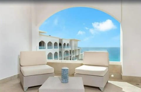 2BD Villa La Valencia: Ocean View 5 Star Resort Villa in Baja California Sur